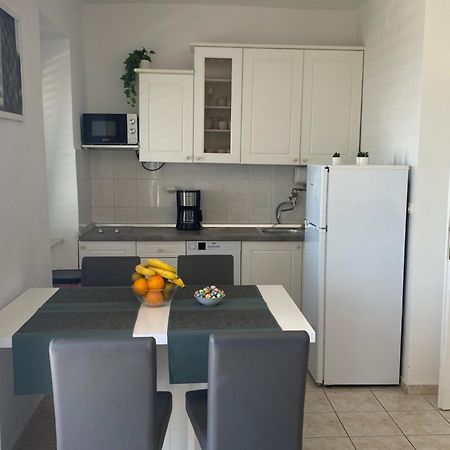 Kuca Za Odmor Denona Apartment Borovici ภายนอก รูปภาพ