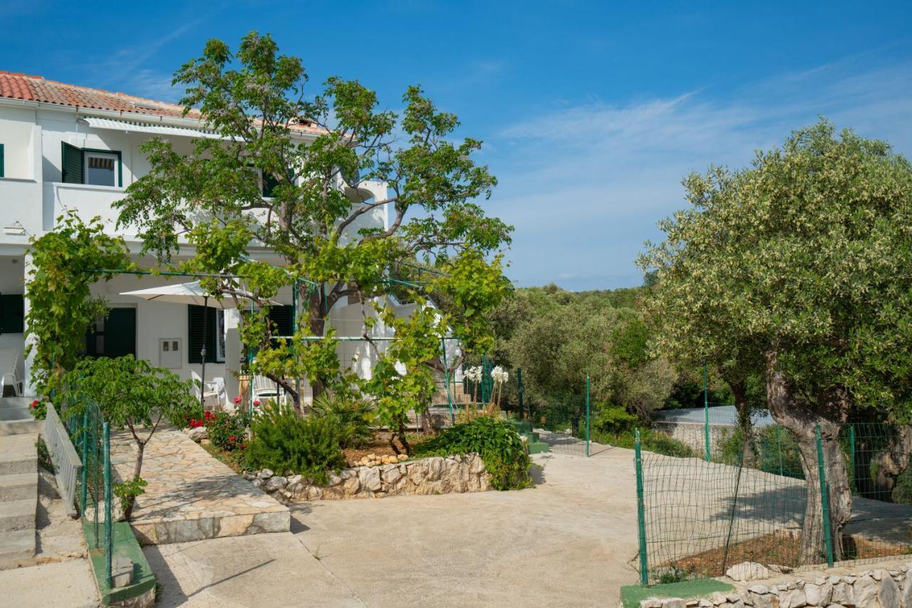Kuca Za Odmor Denona Apartment Borovici ภายนอก รูปภาพ