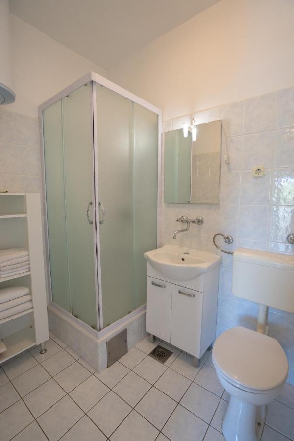 Kuca Za Odmor Denona Apartment Borovici ภายนอก รูปภาพ